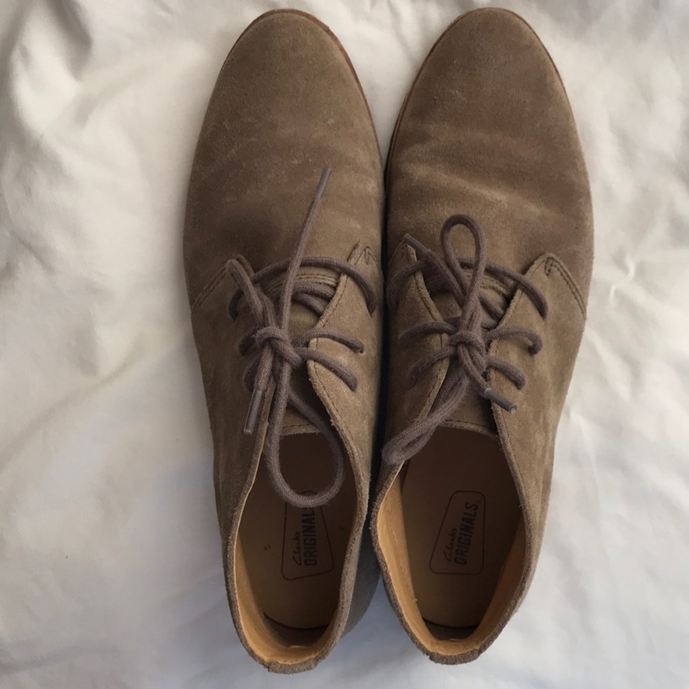 Clarks Original desert boots, size 9.